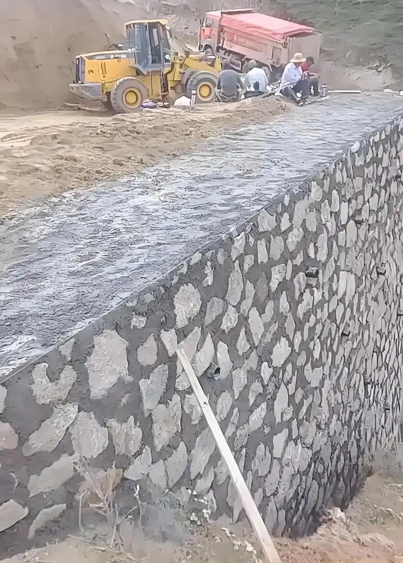 烟台招远边坡加固